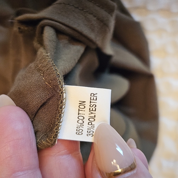 Olive Green Sleeveless Dress - Picture 4 of 4